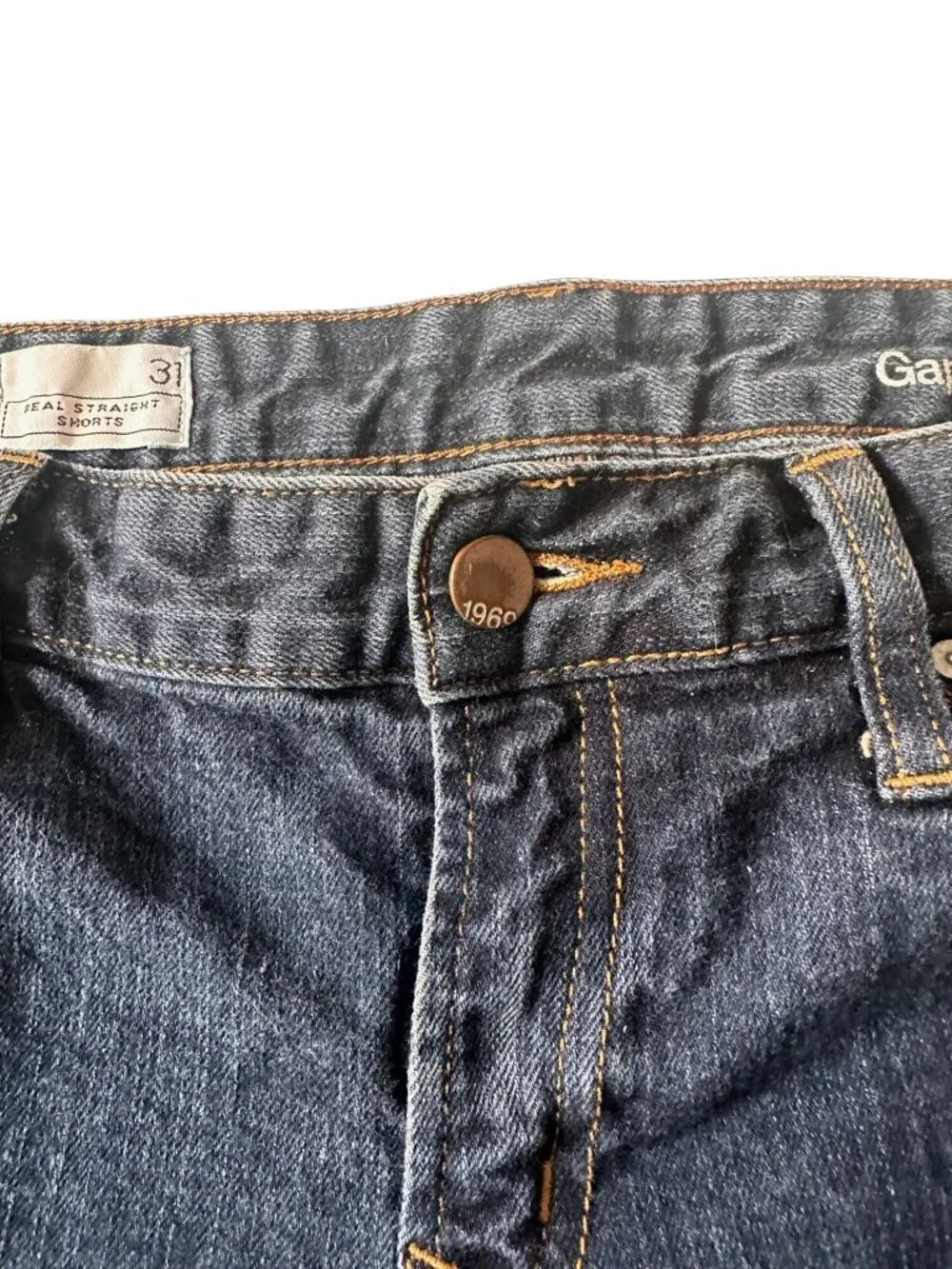 Gap 1969 Real Straight Denim Shorts 31 Indigo Rinse Mid Rise Cuffed Stretch